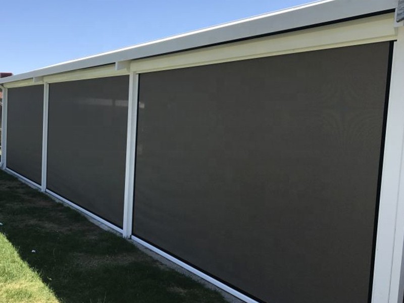 Outdoor Roller Screens